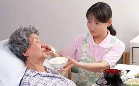 失能老人
