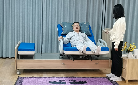 护理床旋转